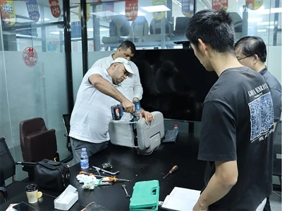 A Xiamen Kench autósülés gyártása üdvözli a tengerentúli vásárlókat