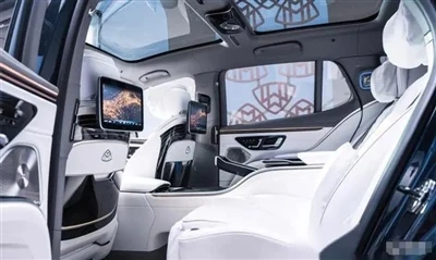Mercedes-Benz: A Maybach EQS SUV a piacon!